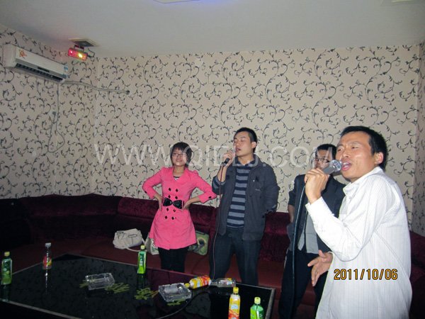 2011年10月，鄭州企鵝糧油機(jī)械有限公司--外貿(mào)部，十一國(guó)慶節(jié)團(tuán)體活動(dòng)！(圖1)