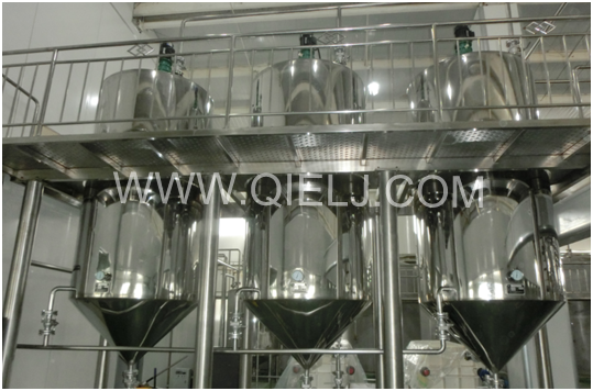 茶籽油精煉設(shè)備 冷榨山茶籽油成套設(shè)備(圖7) 茶籽油精煉設(shè)備 冷榨山茶籽油成套設(shè)備(圖7)