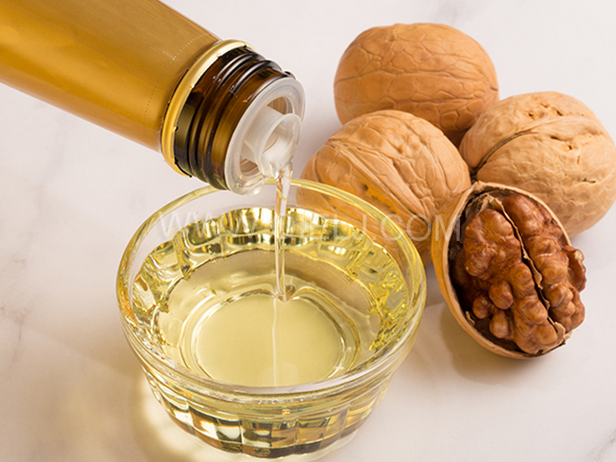 企鵝牌核桃油榨油設(shè)備，生產(chǎn)綠色健康油受大眾喜愛(圖1)