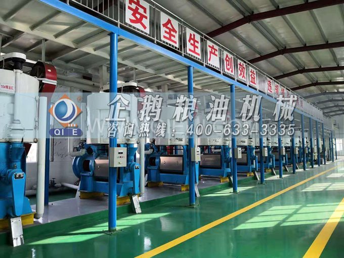 大豆油精煉加工設備，企鵝優(yōu)化工藝降低生產成本(圖2)